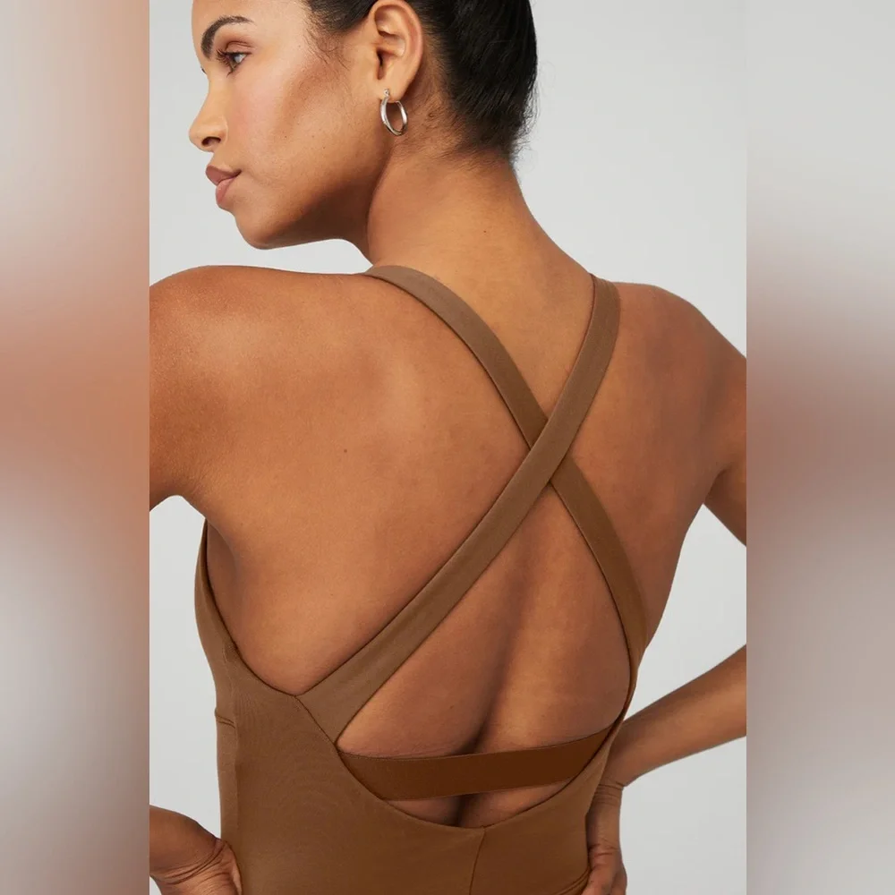 Airbrush Physique Onesie from ALO in cinnamon brown - Picture 2 of 11
